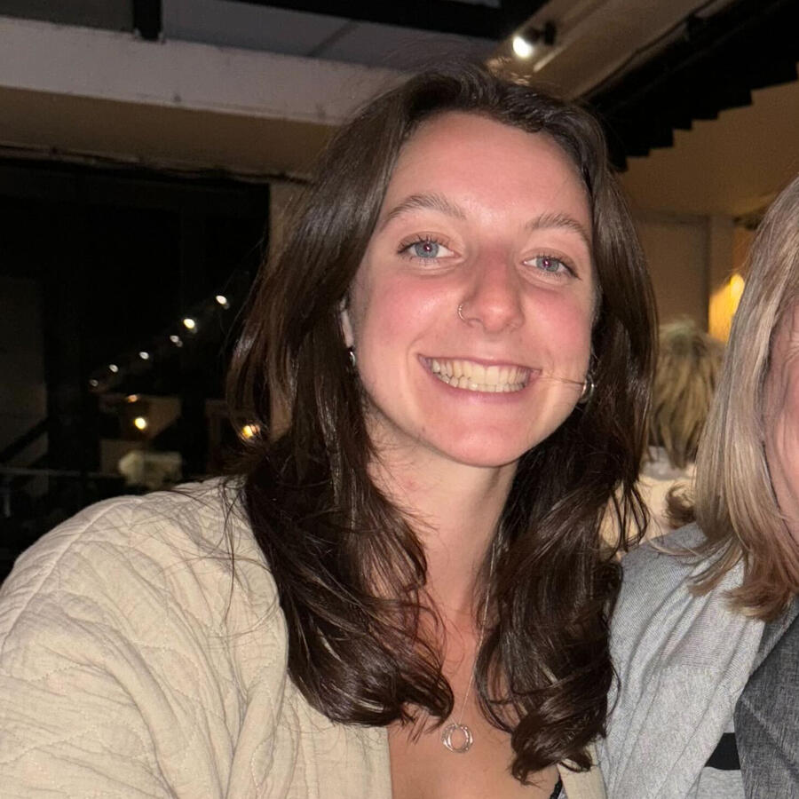 Joëlle - she/her OutreachTeam